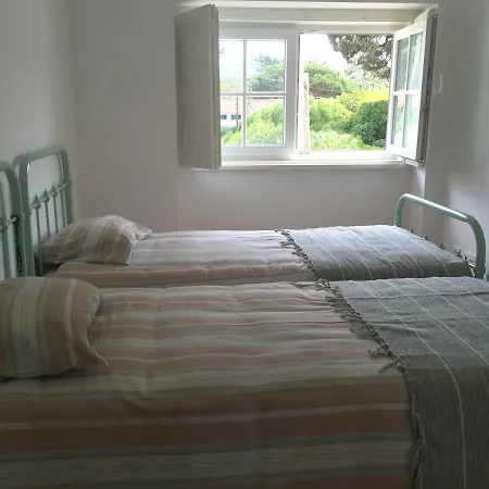 Domus Quieta Pool Near *