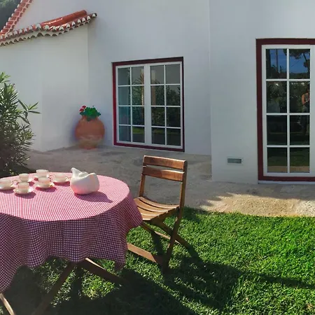 Domus Quieta Pool Near