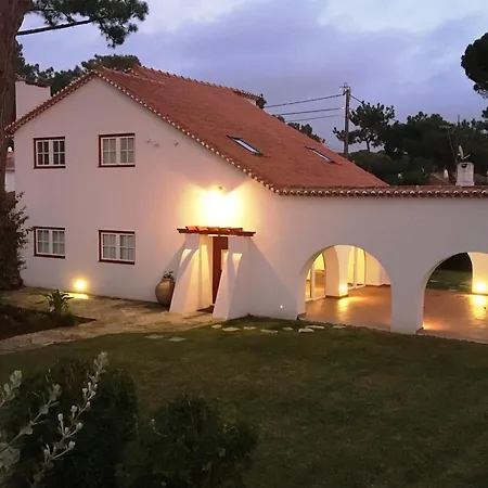 Domus Quieta Pool Near *