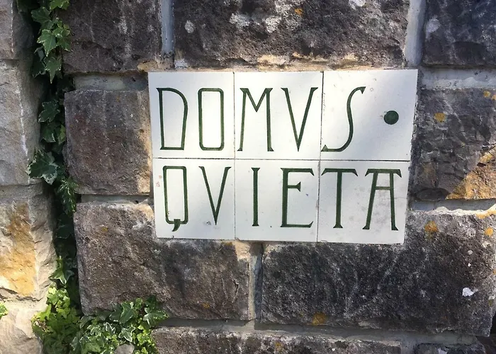 Villa Domus Quieta Quiet Home, Pool Near For Family & Friends